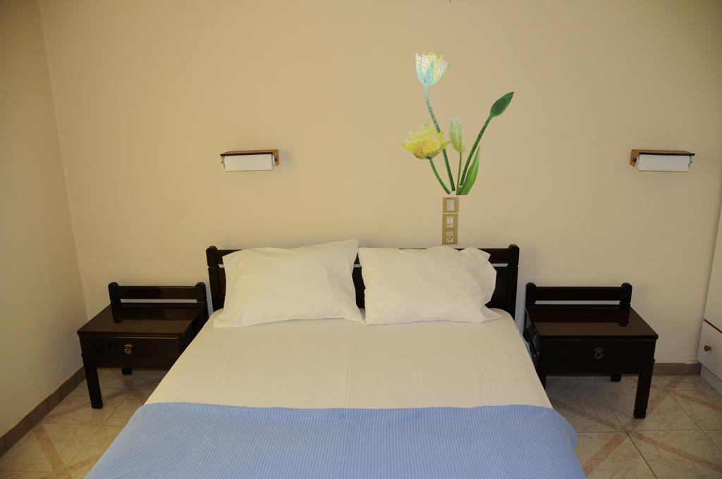 Vicky'S Garden Apartment Kalamaki  Ngoại thất bức ảnh
