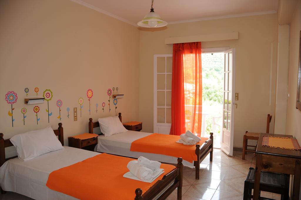 Vicky'S Garden Apartment Kalamaki  Ngoại thất bức ảnh