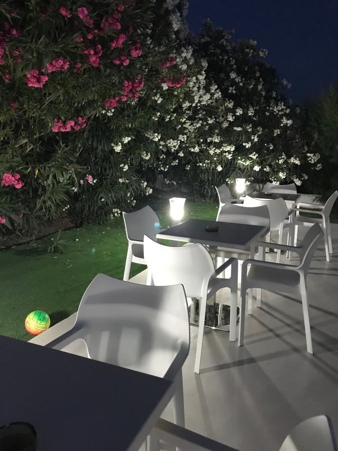 Vicky'S Garden Apartment Kalamaki  Ngoại thất bức ảnh